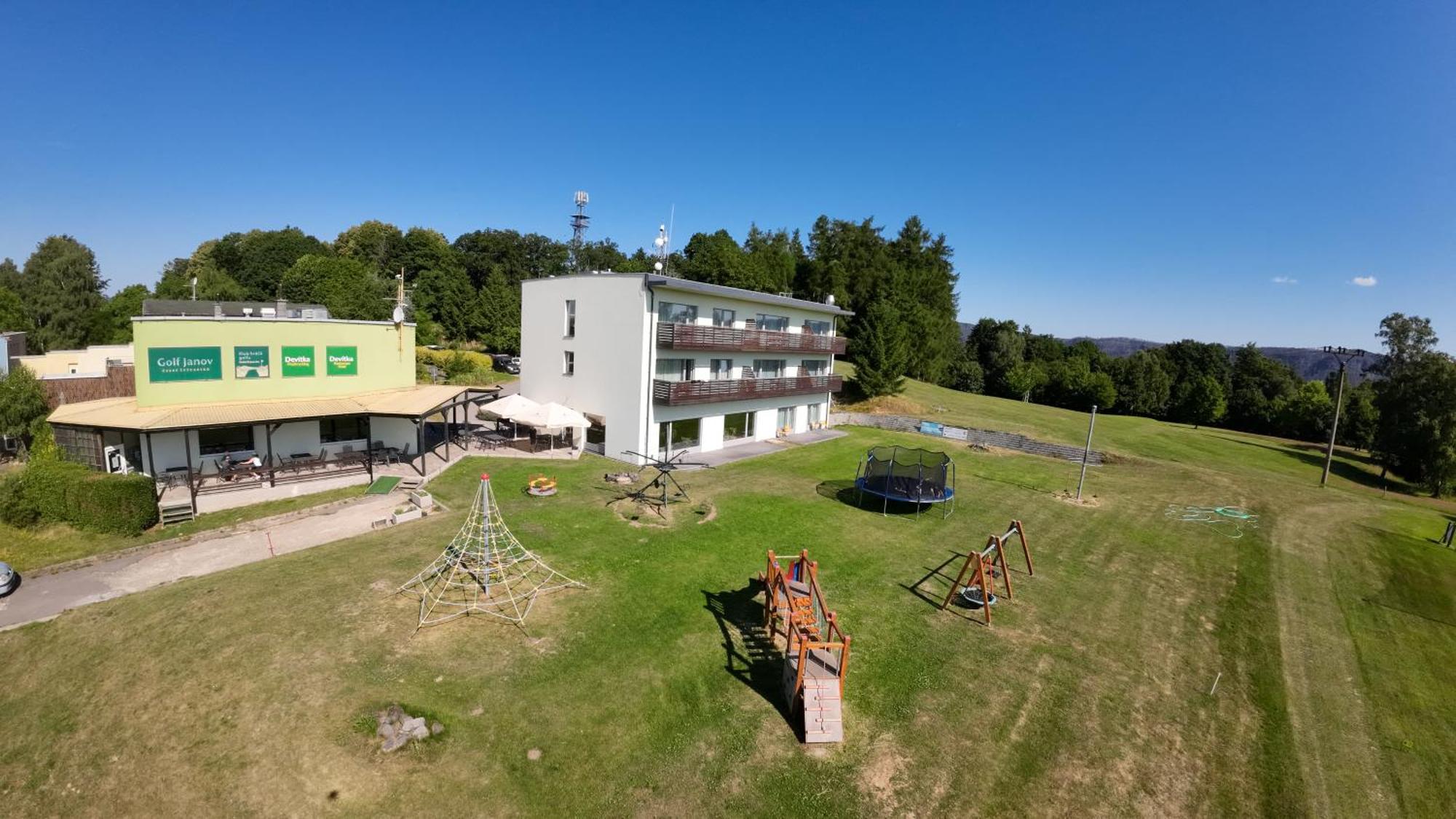 Hotel Devitka Janov Eksteriør bilde